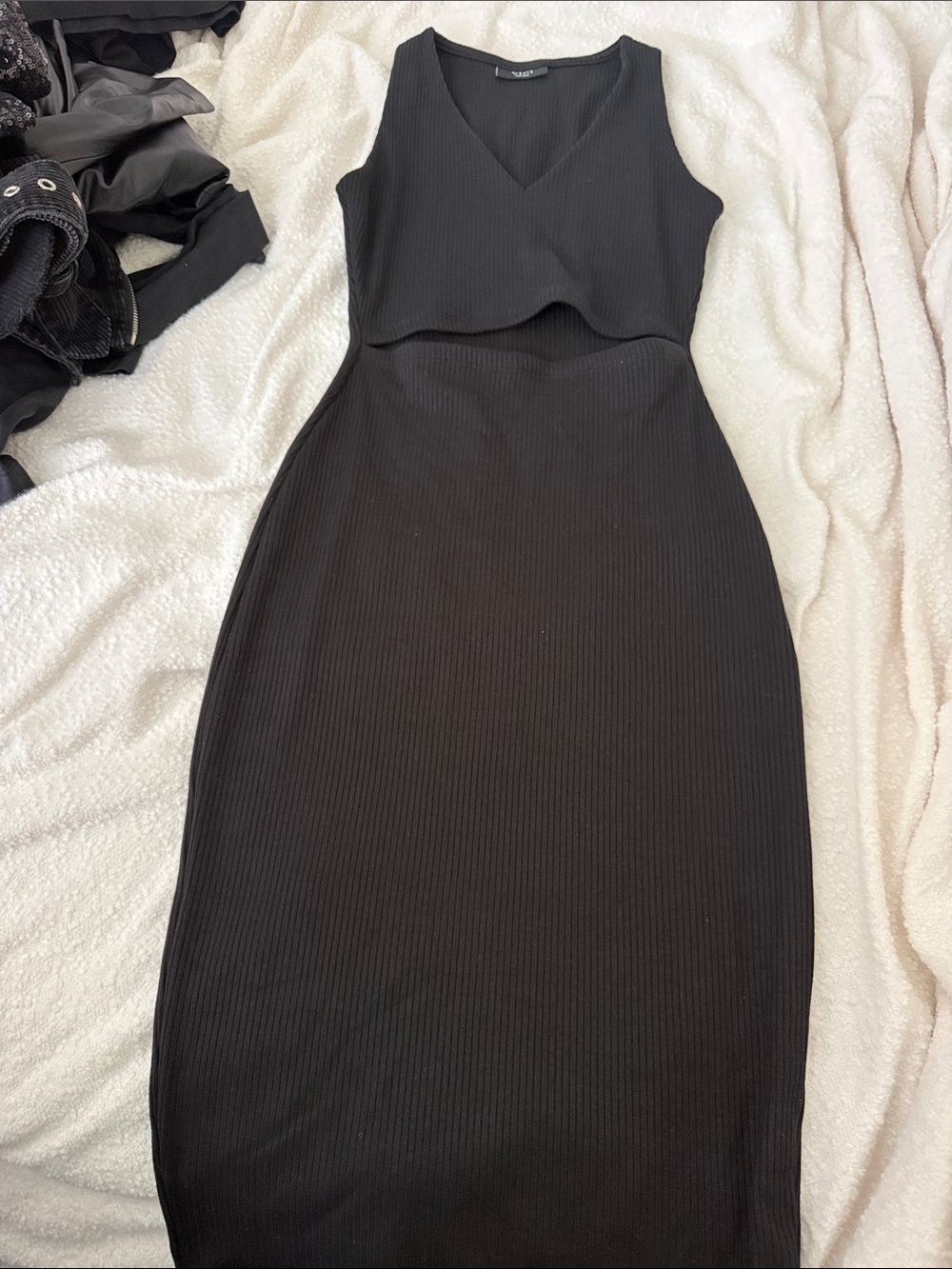 Vici Black Ribbed Cutout Midi Dress